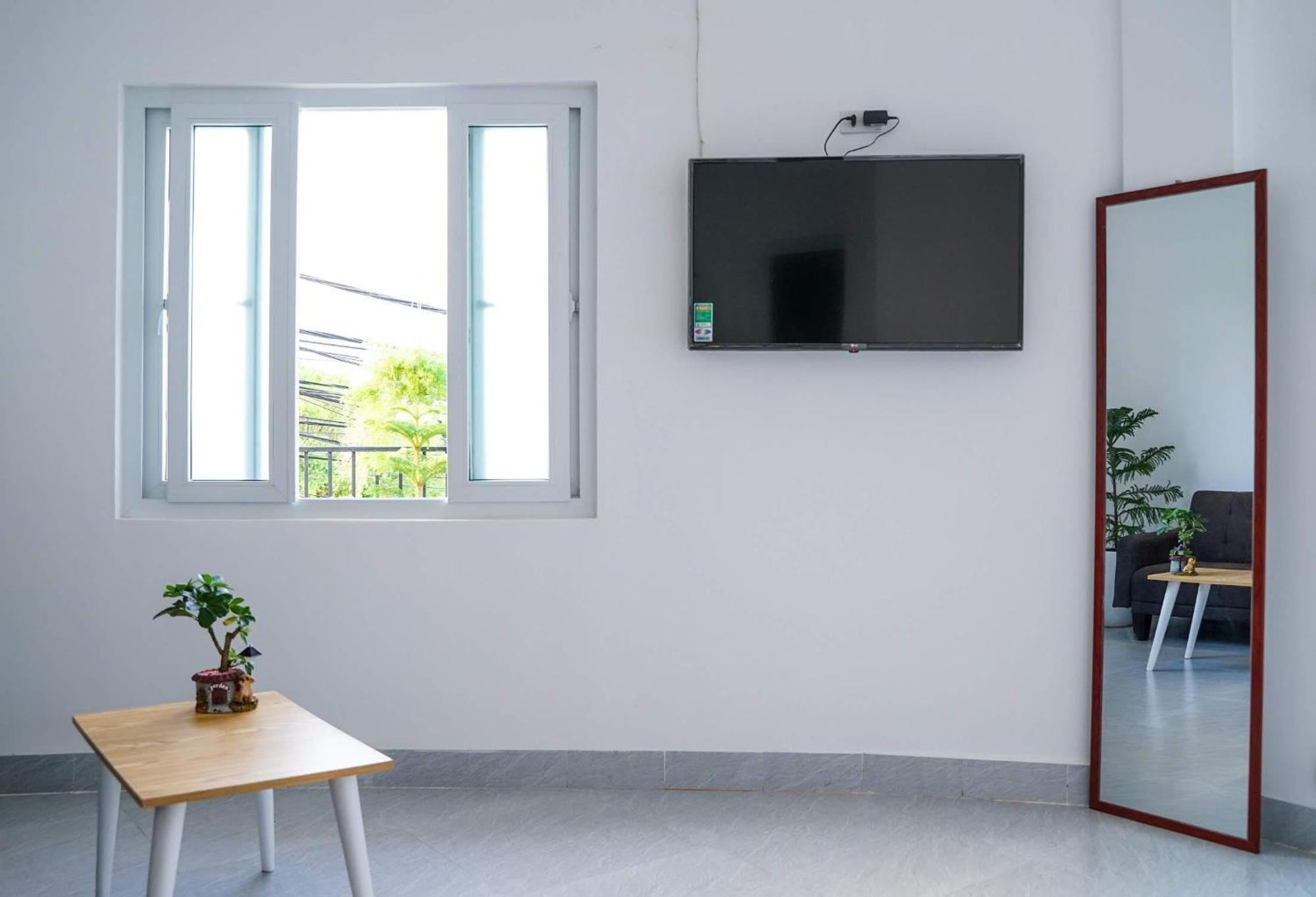 Local White House - Ecofriendly Homestay Дананг Экстерьер фото