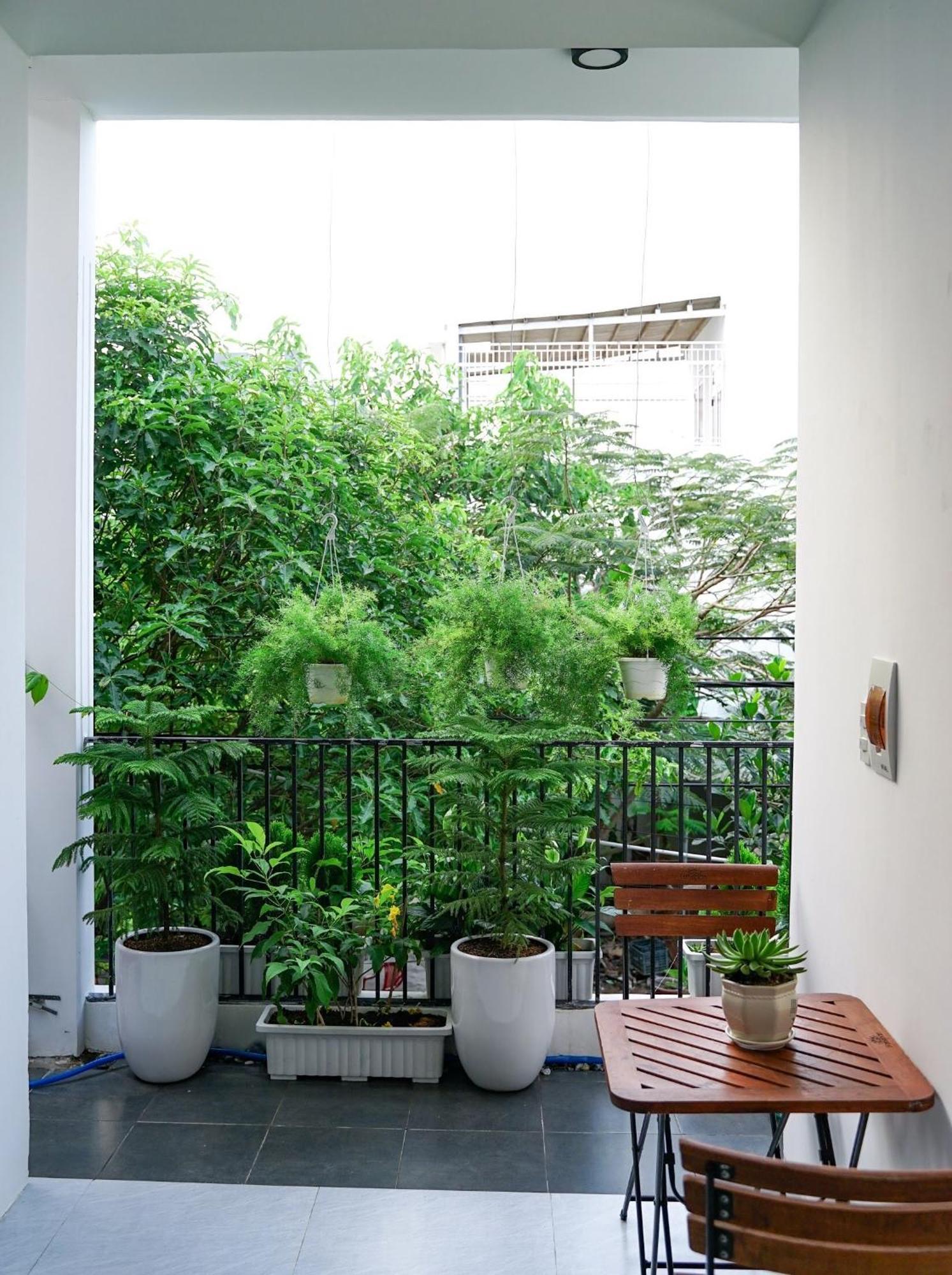 Local White House - Ecofriendly Homestay Дананг Экстерьер фото